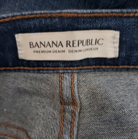 Banana Republic Straight Jeans 👖  - Picture 9 of 9